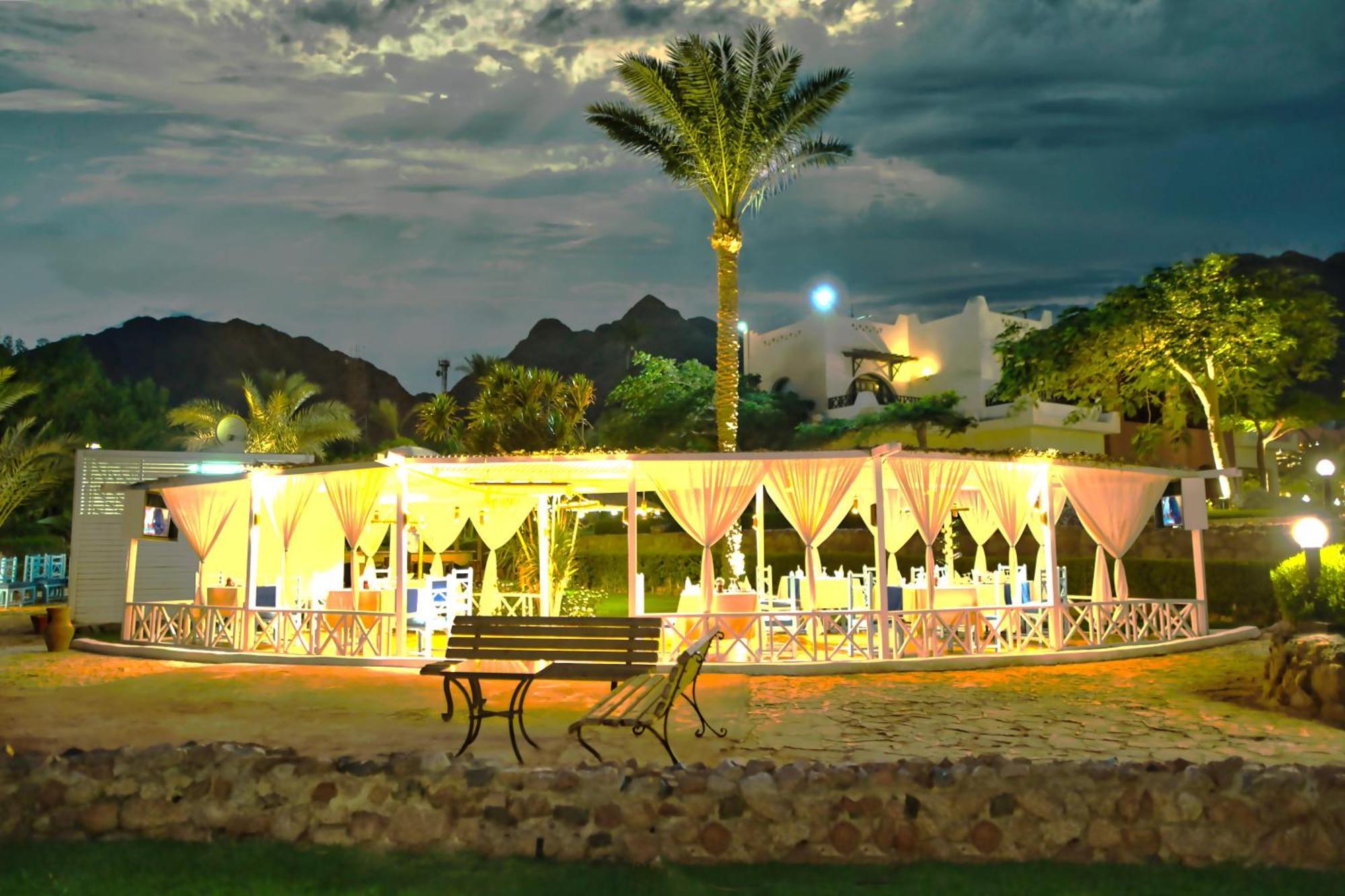 Hotel Tropitel Dahab Oasis Exterior foto